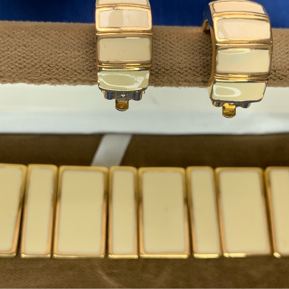 Vintage Enamel Cream and Goldtone Bracelet and Nina Ricci Clip Earrings Timeless - Picture 2 of 8